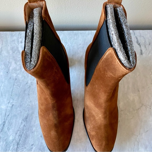 INEZ Caro Chelsea Boot in Chestnut Suede - Picture 5 of 9